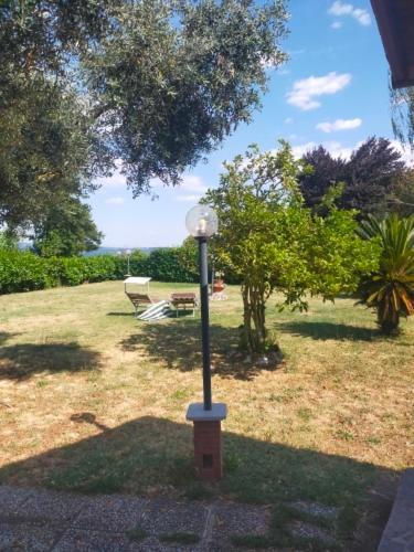 Independent Villa With Private Beach On The Lake Bracciano Kültér fotó
