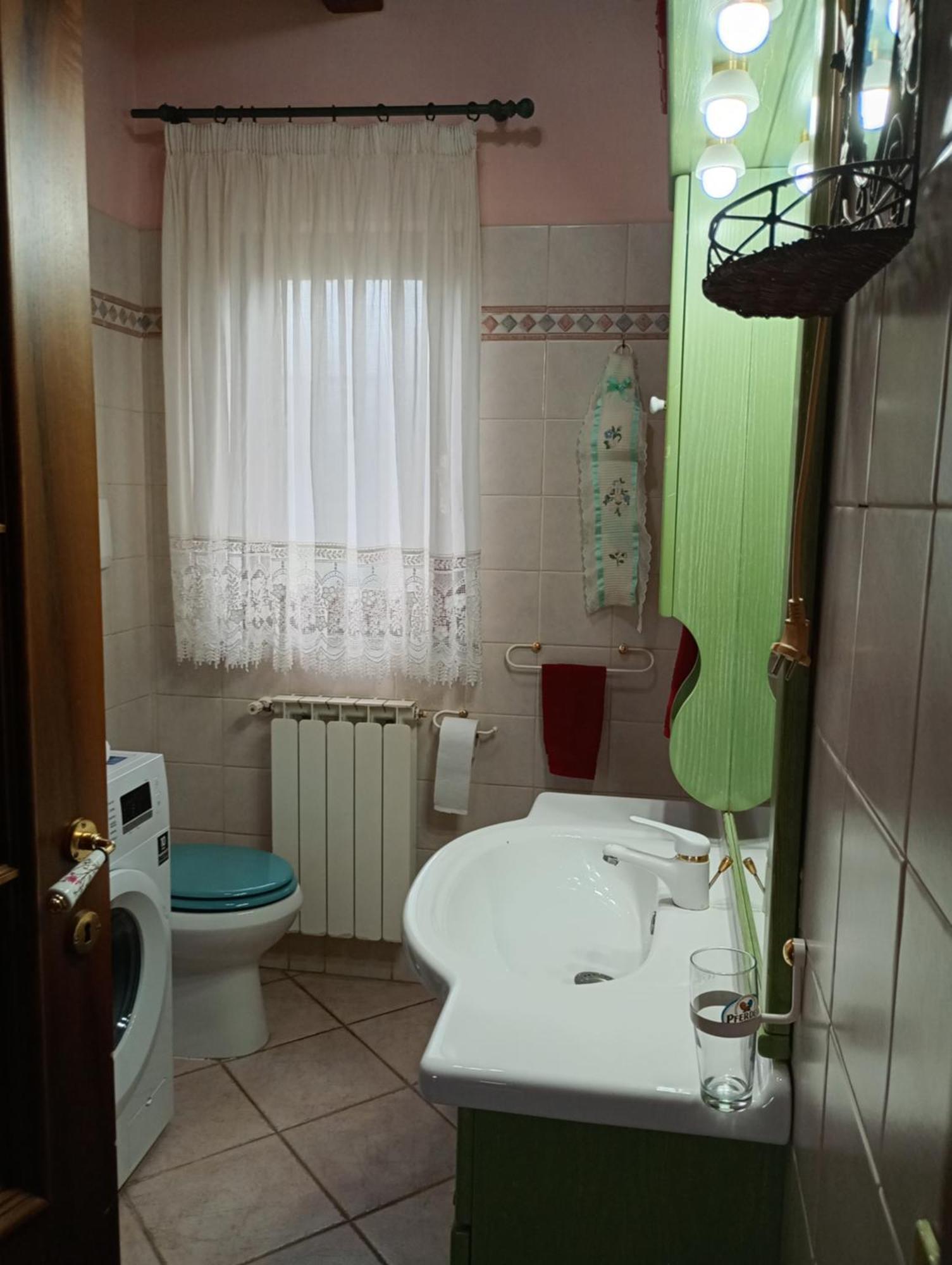 Independent Villa With Private Beach On The Lake Bracciano Kültér fotó