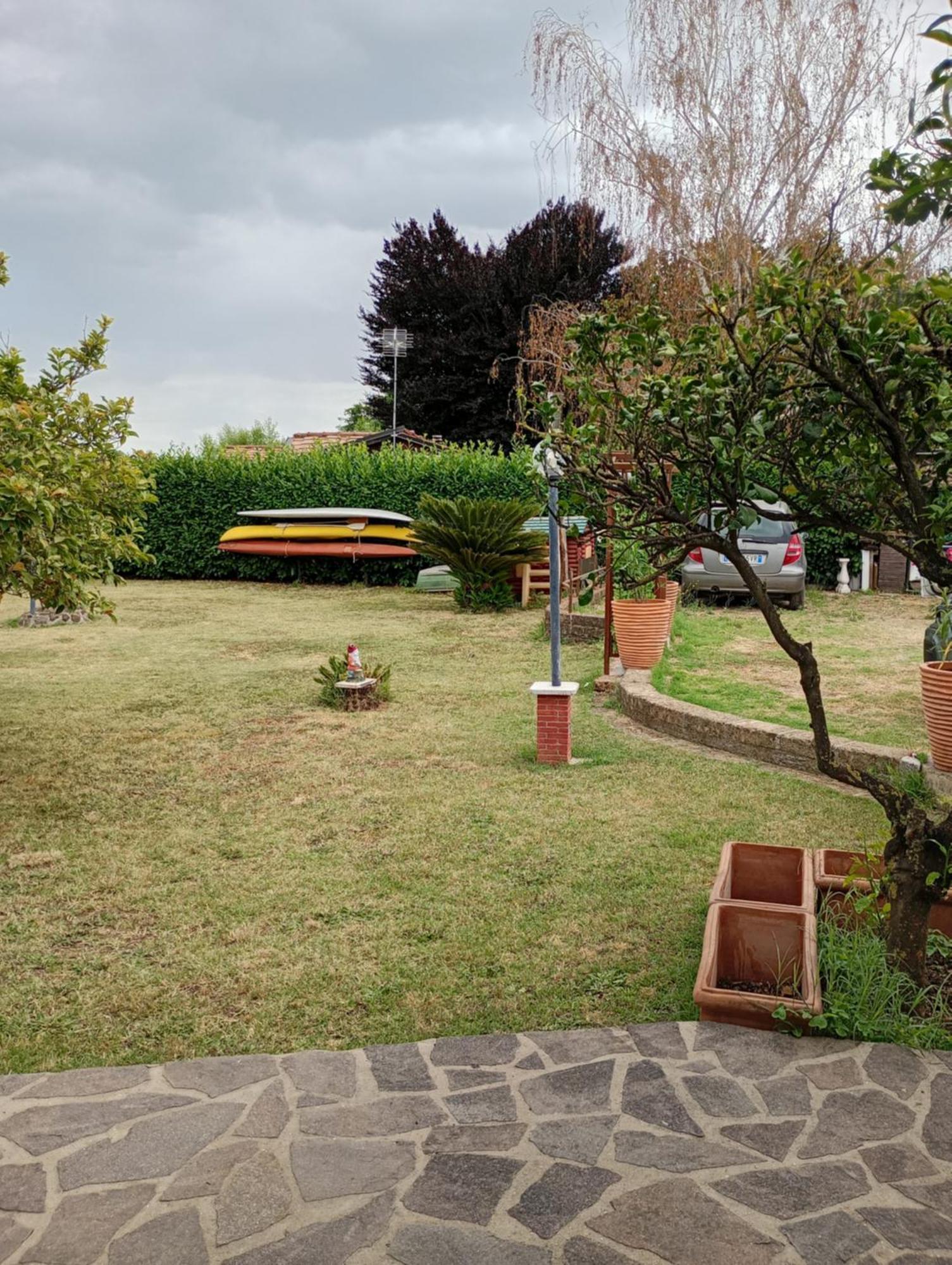Independent Villa With Private Beach On The Lake Bracciano Kültér fotó